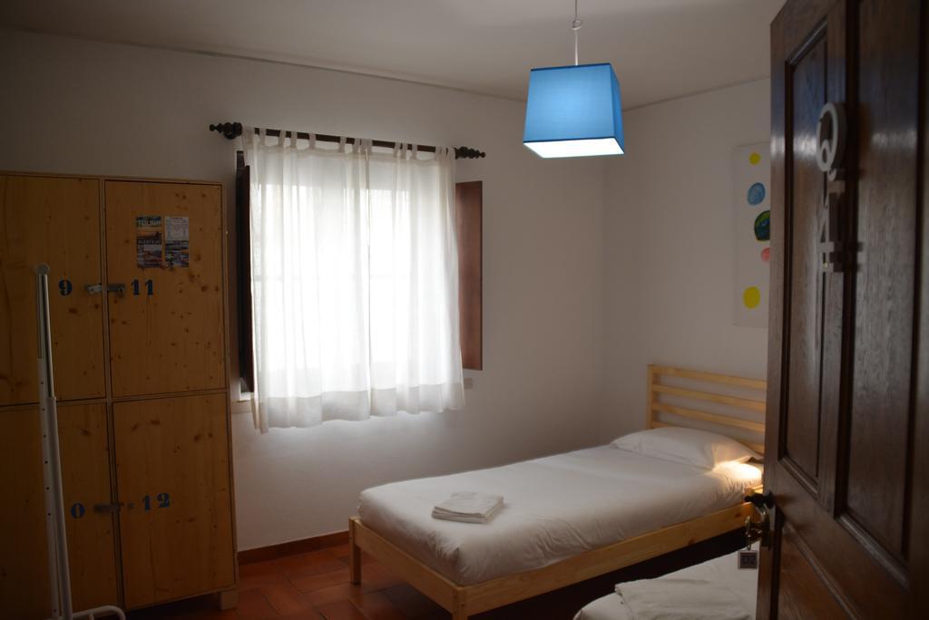 Allmar Hostel Сінеш Екстер'єр фото